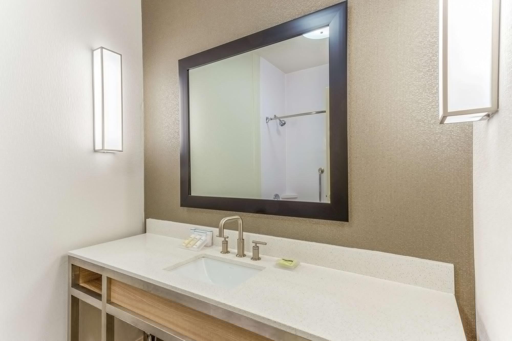 Hilton Garden Inn Сент-Чарлз Екстер'єр фото