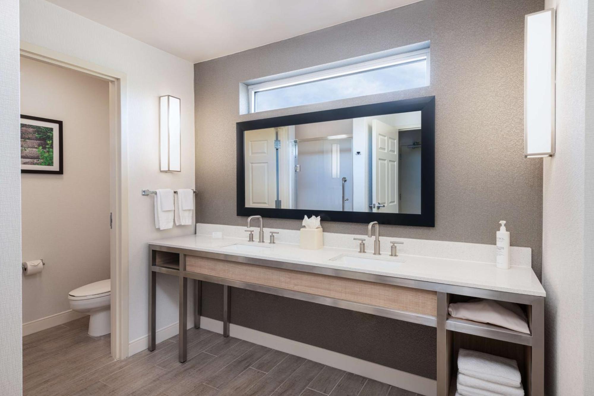 Hilton Garden Inn Сент-Чарлз Екстер'єр фото